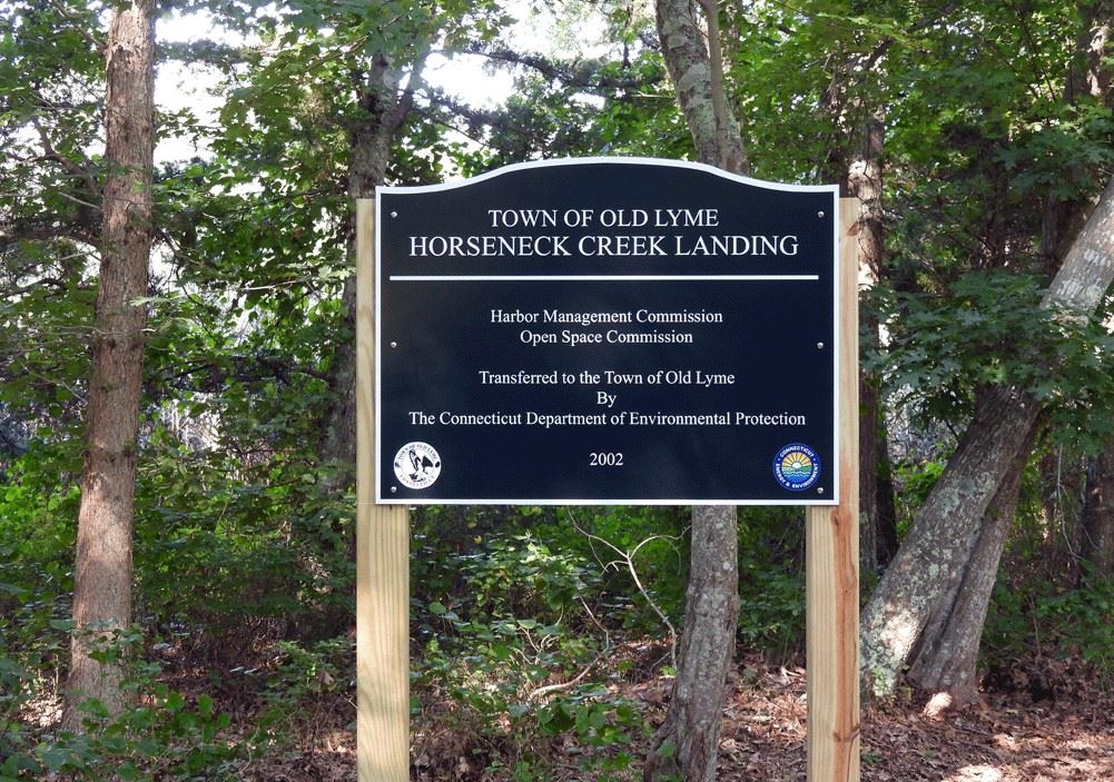 Horseneck-Creek-Landing Sign